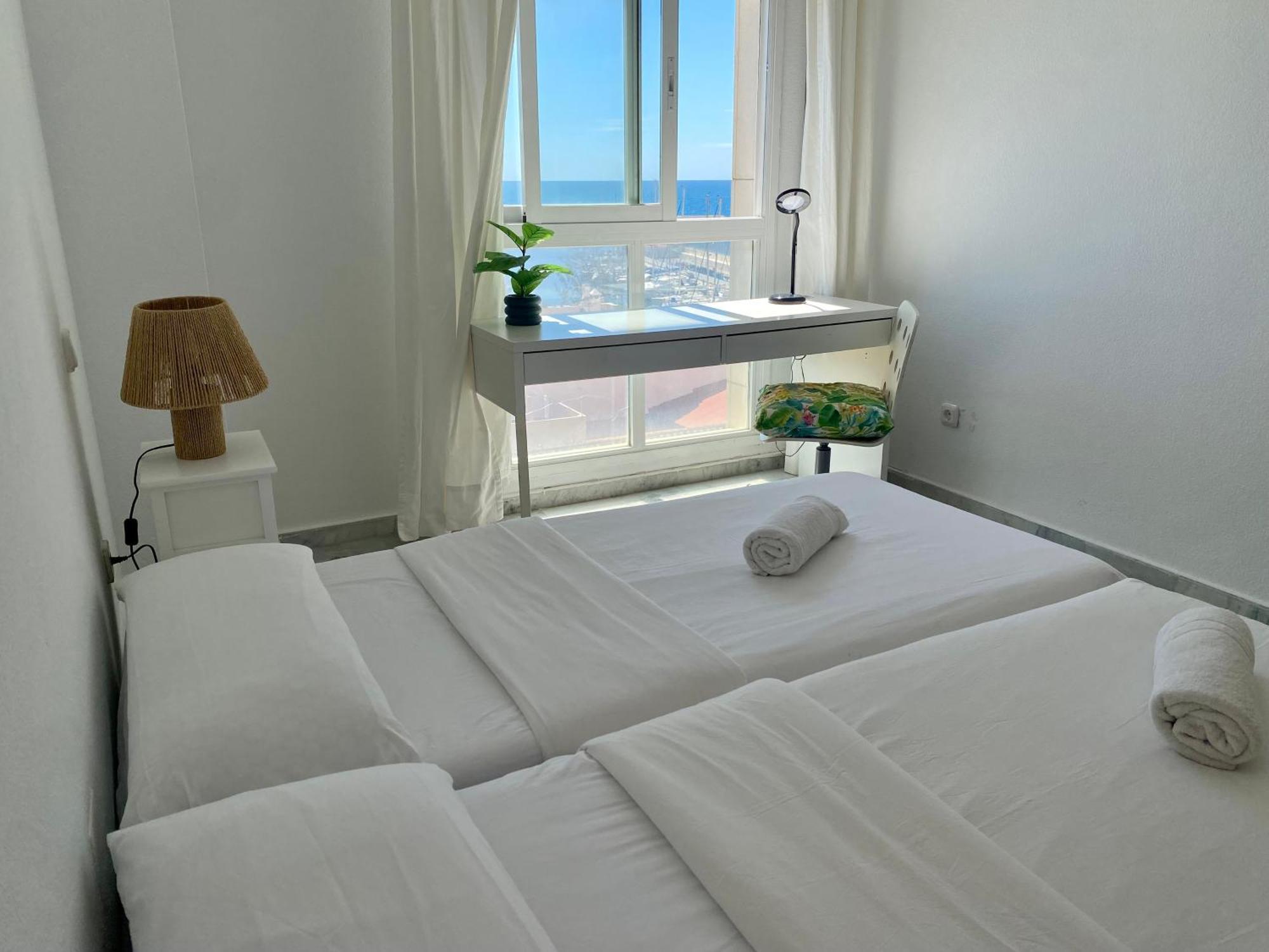 Seafront In Marbella With Pool And Garage Διαμέρισμα Εξωτερικό φωτογραφία