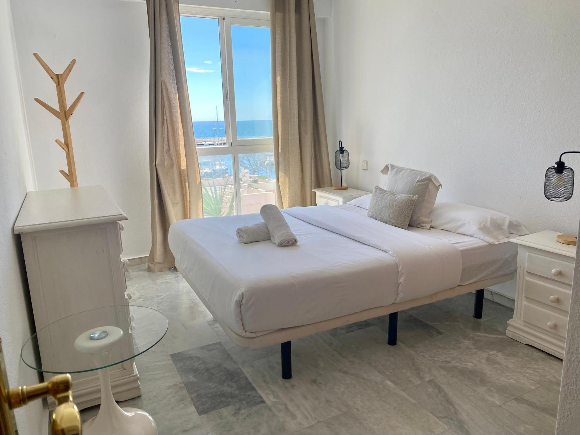 Seafront In Marbella With Pool And Garage Διαμέρισμα Εξωτερικό φωτογραφία